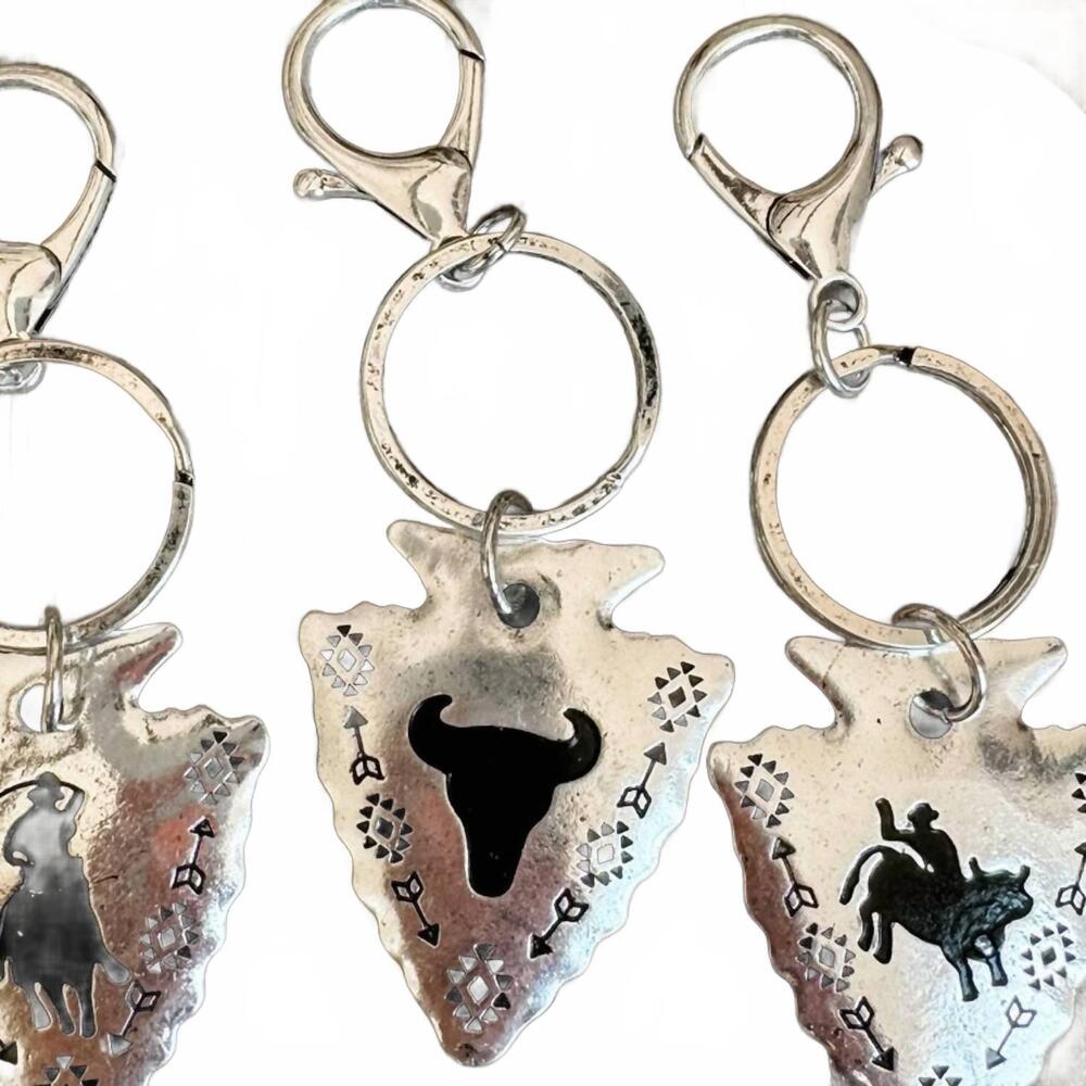 NEW BOHO RANCH women's aztec arrowhead & steer keychain in silver